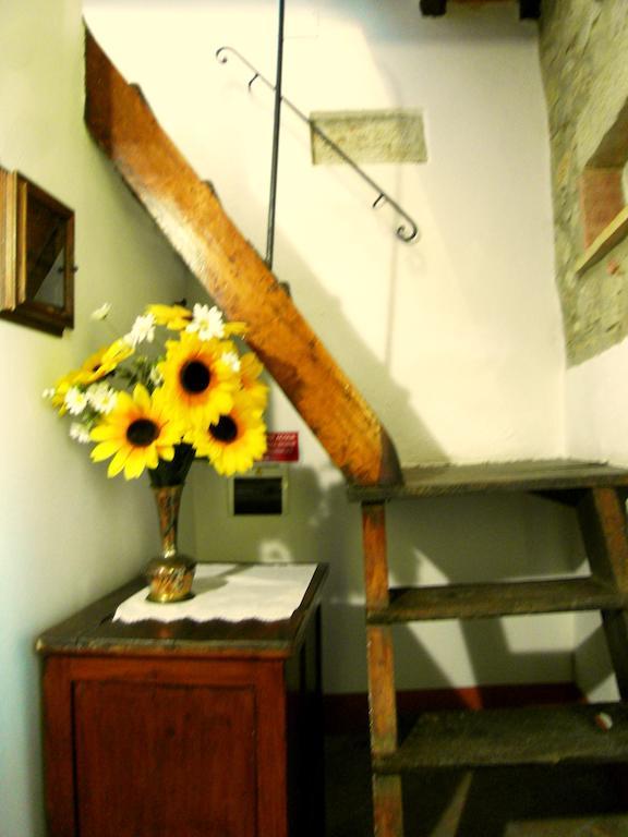 Guest House Il Borgo Di Sempronio Semproniano Pokój zdjęcie