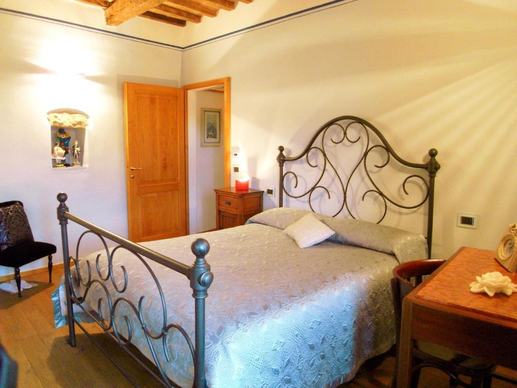 Guest House Il Borgo Di Sempronio Semproniano Pokój zdjęcie
